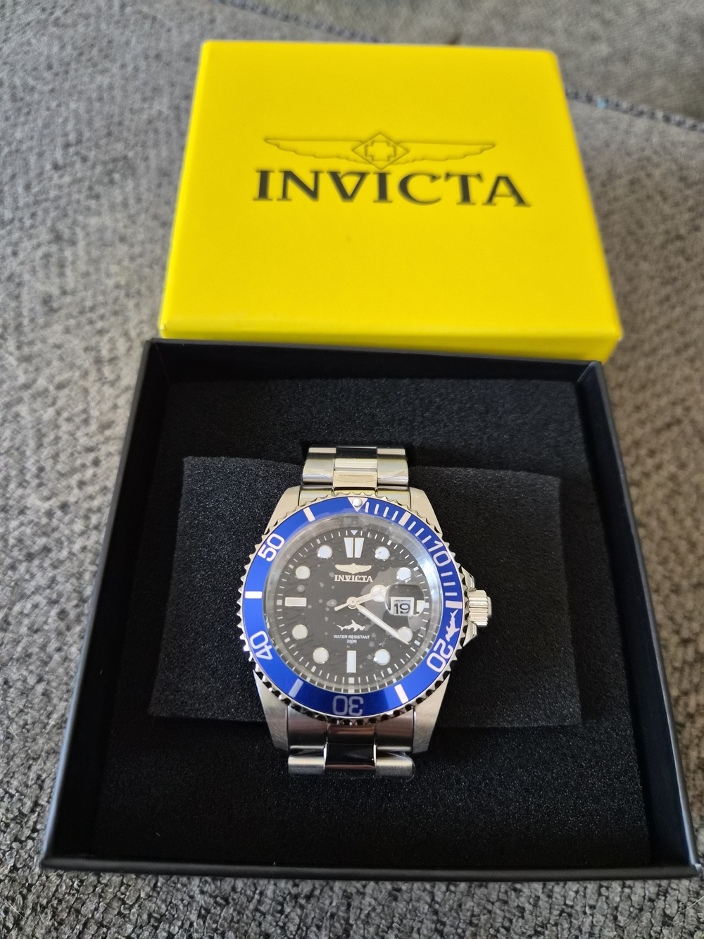 Invicta Pro Diver Quartz 42mm Silver Watch with Blue Bezel and Black Dial